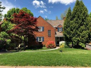 5262 Orchard Hill Dr, Pittsburgh, PA 15236