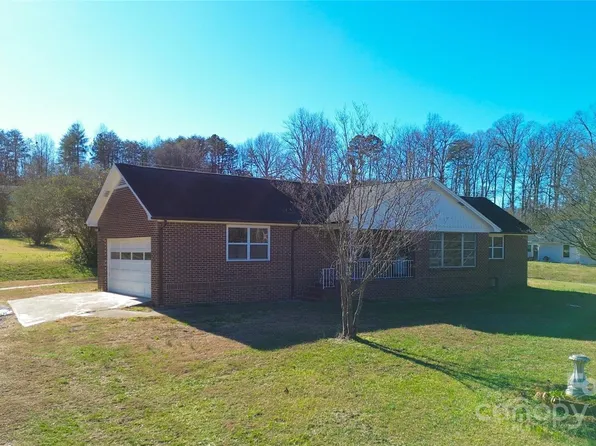 2028 Us Highway 70, Connelly Springs, NC 28612