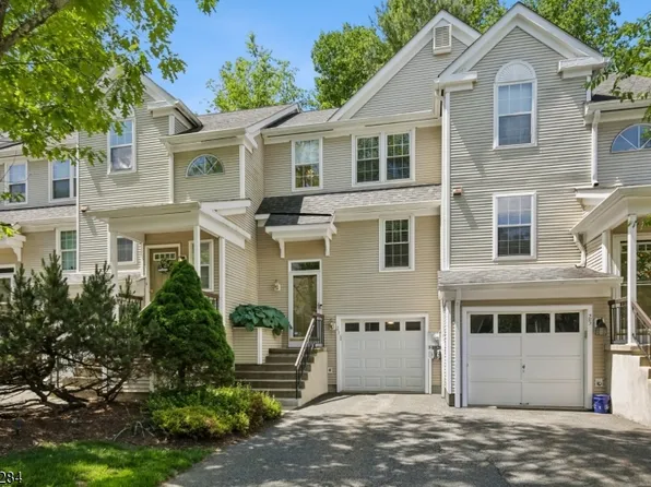 23 Rushmore Ln, Allamuchy Twp., NJ 07840