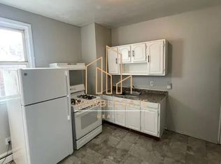 231 3rd St #3C, Elizabethport, NJ 07206