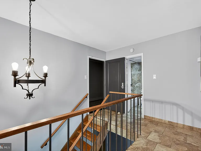 5300 Columbia Pike #701 — Photo 34
