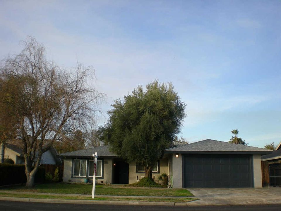 1st image of 2809 Greenwood Dr