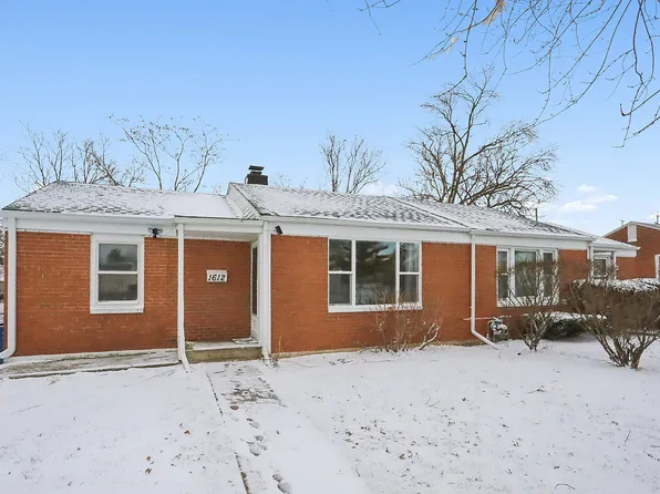 1612 N Prairie Ave, Crest Hill, IL 60403