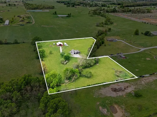 1113 Peterson Rd, Bentonville, AR 72713