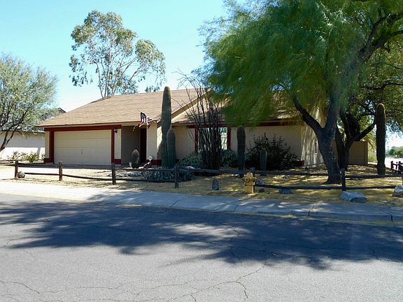 2nd image of 4001 E Taro Ln
