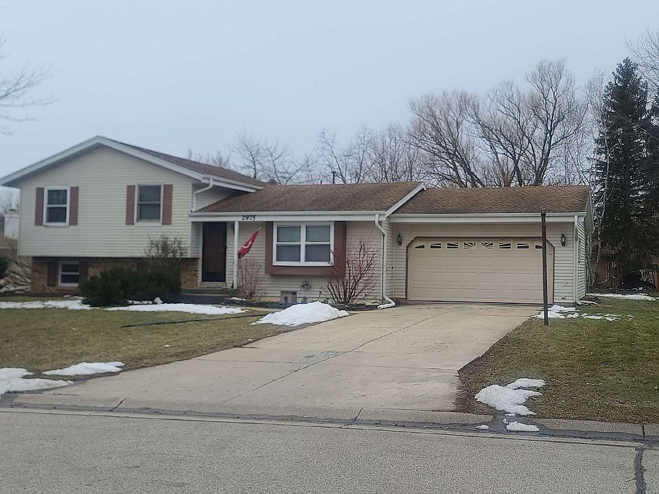 1st image of 2975 W Thorncrest Dr