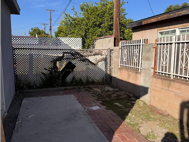 13620 Chase St — Photo 6