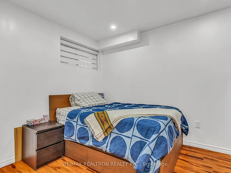 89 Beaconsfield Ave — Photo 40
