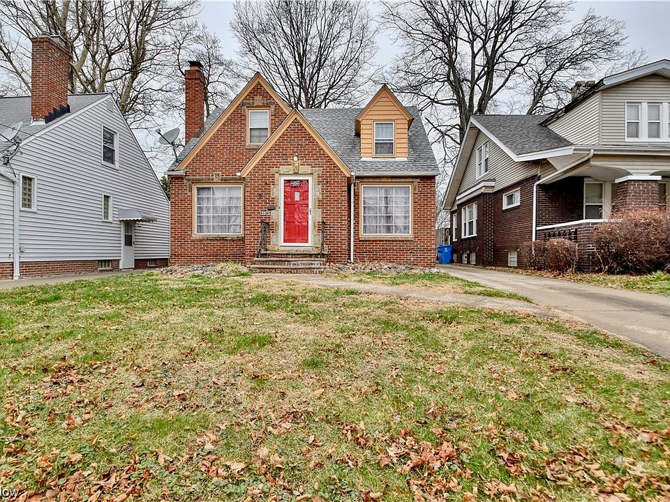 1st image of 13813 Lakeshore Dr