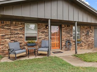 424 S 1st Ave, Fairview, OK 73737
