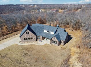 10537 Cross Oaks Dr, Skiatook, OK 74070