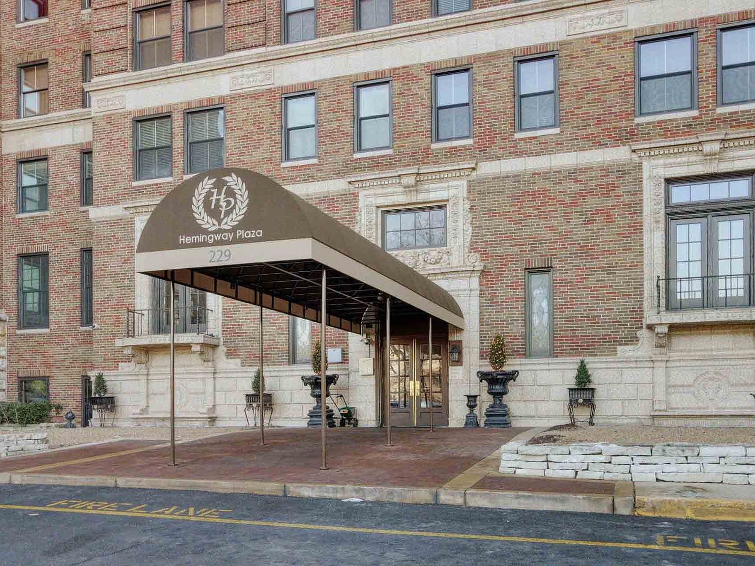 229 Ward Pkwy APT 101B, Kansas City, MO 64112 Zillow