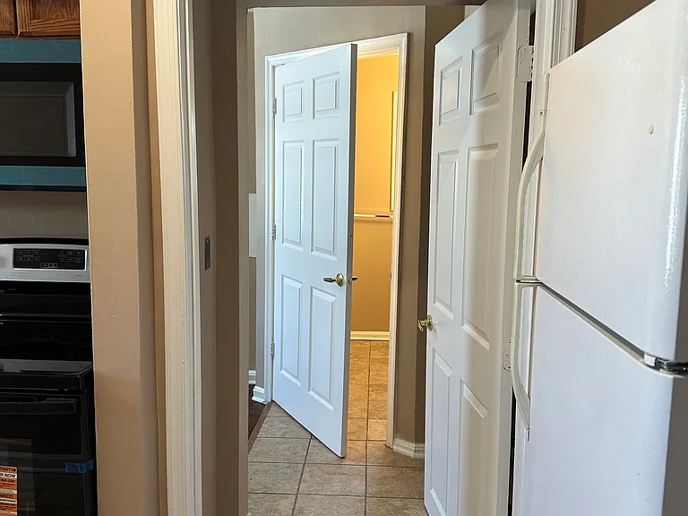 1449 Olive St NE #4 — Photo 27