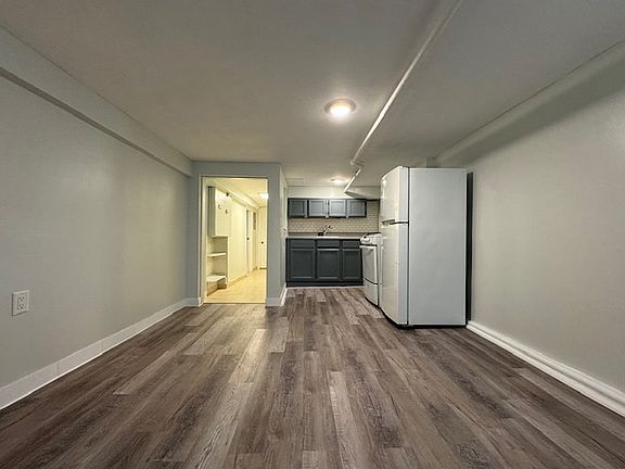 3rd image of 3107 N Bernard St #G