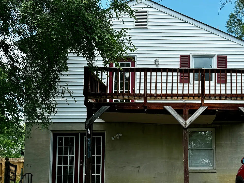 388 Sunset St