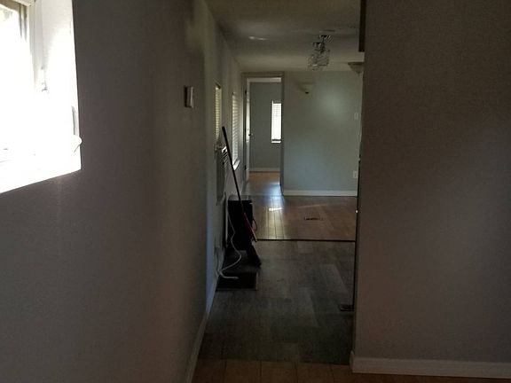 5th image of 258 Palm Castle Dr