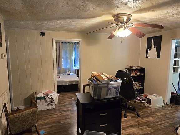 4th image of 1372 Old Kentucky Rd