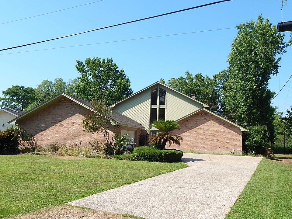 1st image of 219 Bayou Dr