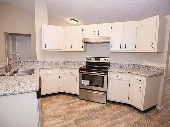 5th image of 501 Pemberton Ave