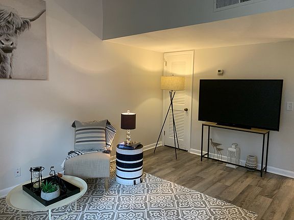 3rd image of 214 Old Hickory Blvd APT 87