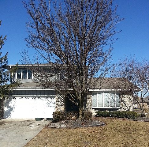 1st image of 15654 White Pine Ct