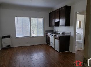 437 W 50th St, Los Angeles, CA 90037