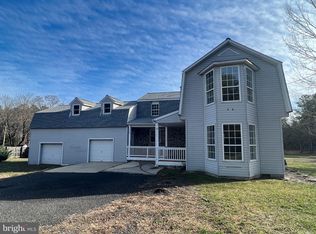 618 8th St, Mays Landing, NJ 08330