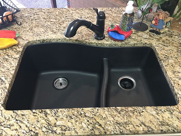4th image of 914 Bonnie Blue Dr