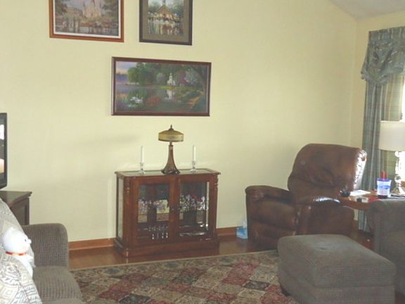 5th image of 2955 Mauro Ave