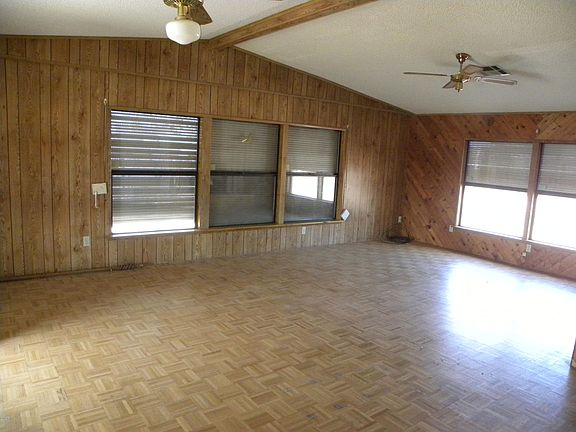 4th image of 1723 W Wickieup Ln