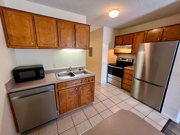 4th image of 2124 Doctor Martin Luther King Jr Blvd E #35