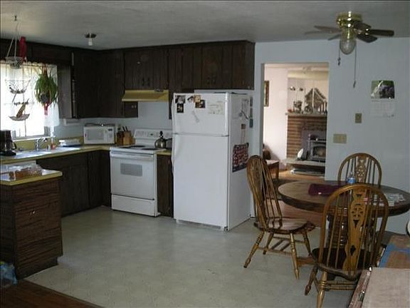 3rd image of 3008 Greenwood Ct S