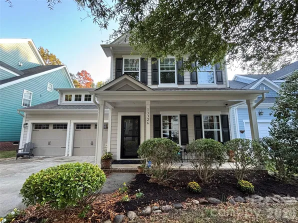 13326 Pierre Reverdy Dr, Davidson, NC 28036