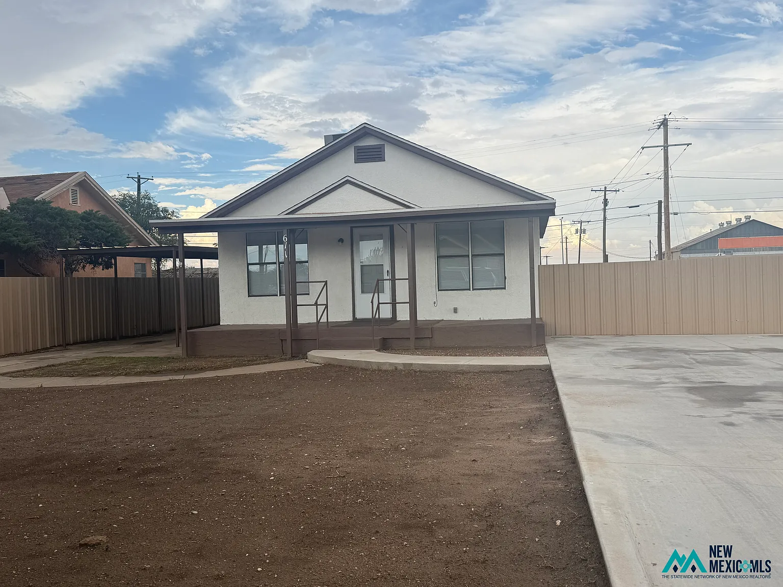 3 bed, 888 sqft, $1,500 — Photo 2