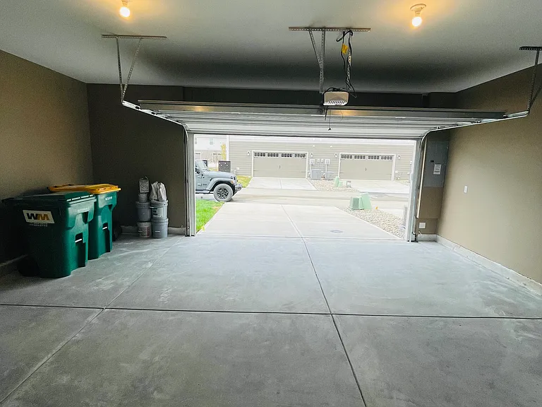 17295 Gibson Dr — Photo 34