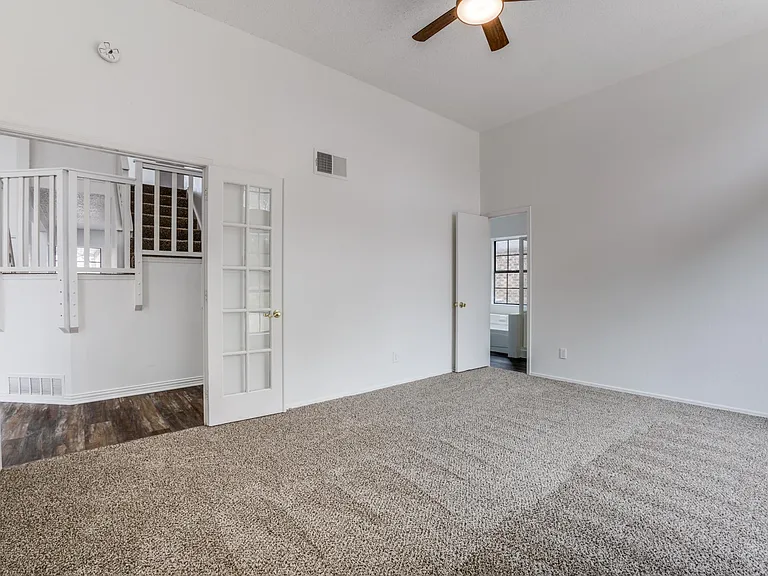 434 Wellington Dr — Photo 21