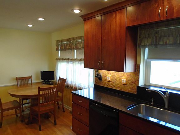3rd image of 7414 W Kirk Dr