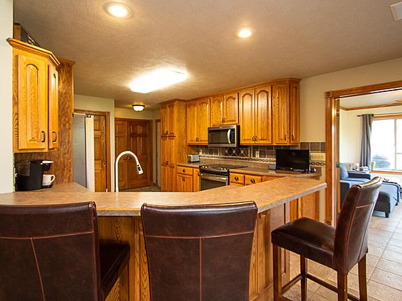 5th image of 504 N Sagehorn Dr