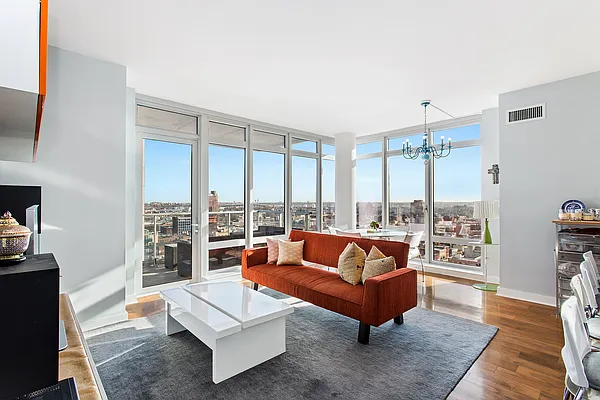 Rented by Douglas Elliman | media 17