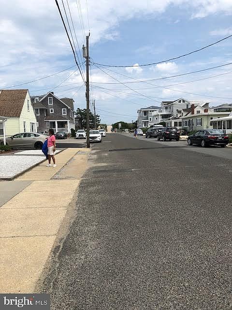 2nd image of 38 N 13th St