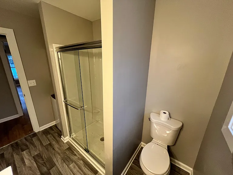 71 Moull St #5 — Photo 8