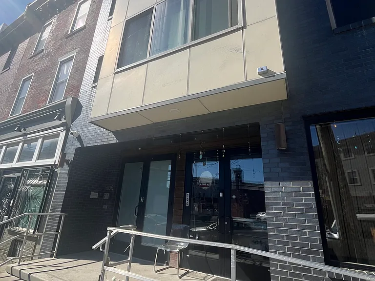 1608 Ridge Ave #401 — Photo 25