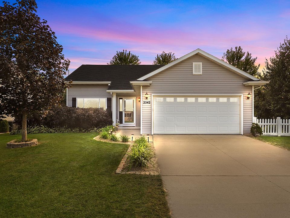 1st image of 2542 Grassy Ln