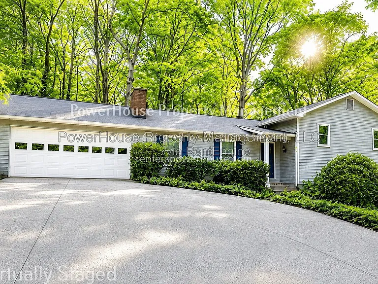 4453 Old Mabry Pl NE — Photo 1