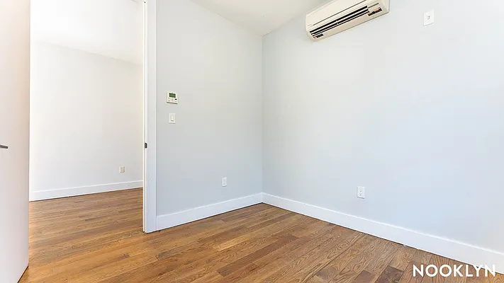 Rented by Nooklyn NYC LLC | media 20