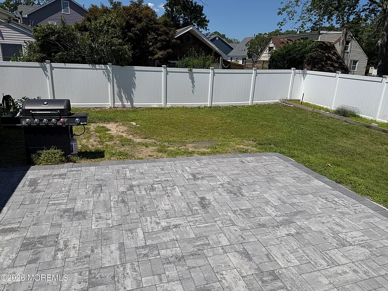 2305 Oak Tree Rd — Photo 15