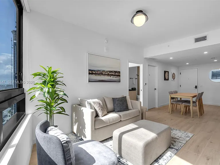 225 N Miami Ave #1107 — Photo 40