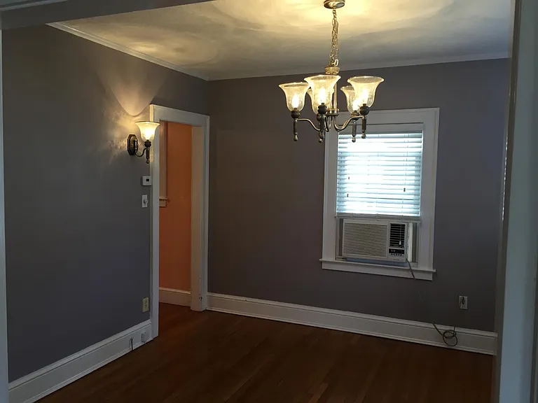 49 Penn Dr — Photo 8