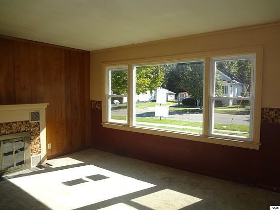 2nd image of 95 Westwood St