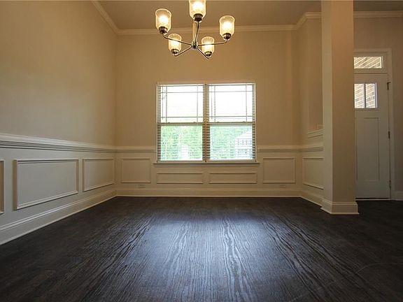4th image of 54 Park Ave